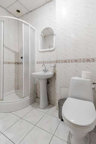 Апартаменты Doroshenka Antique Apartment Львов Апартаменты с 2 спальнями-25