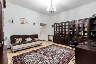 Апартаменты Doroshenka Antique Apartment Львов Апартаменты с 2 спальнями-5