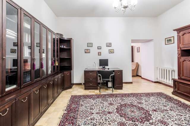 Апартаменты Doroshenka Antique Apartment Львов-12